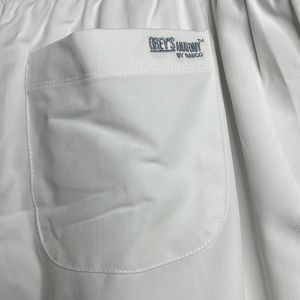 Sale! ☄️NWT! Grey’s Anatomy by Barco White Pants Size 4XL